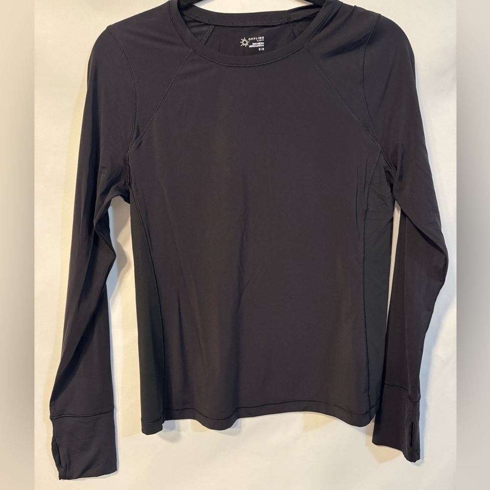 Offline by Aerie Black Long Sleeve Medium Thumbhole cutout Brand new with tags!!